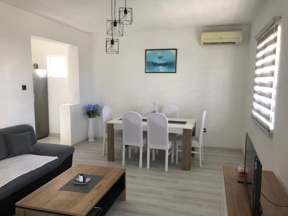 Apartman M&D ネウム エクステリア 写真
